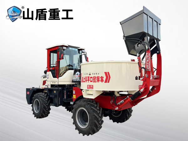 自上料攪拌車與傳統攪拌設備的比較